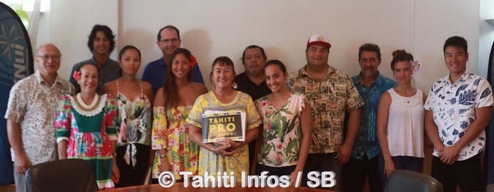 Surf photo groupe CP présenttion de la Tahiti Pro Teahupoo 2018