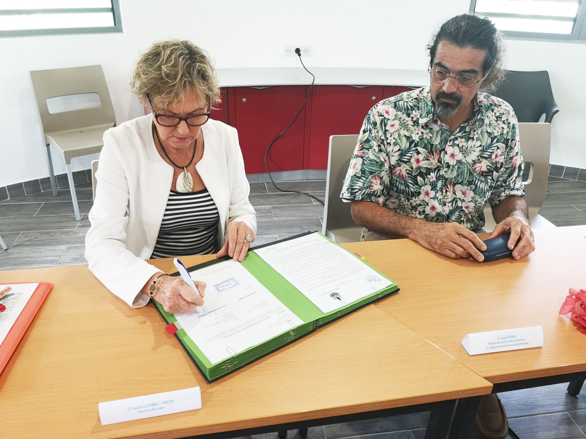Signature de la convention de collaboration de l'enquête STEPWISE 2019