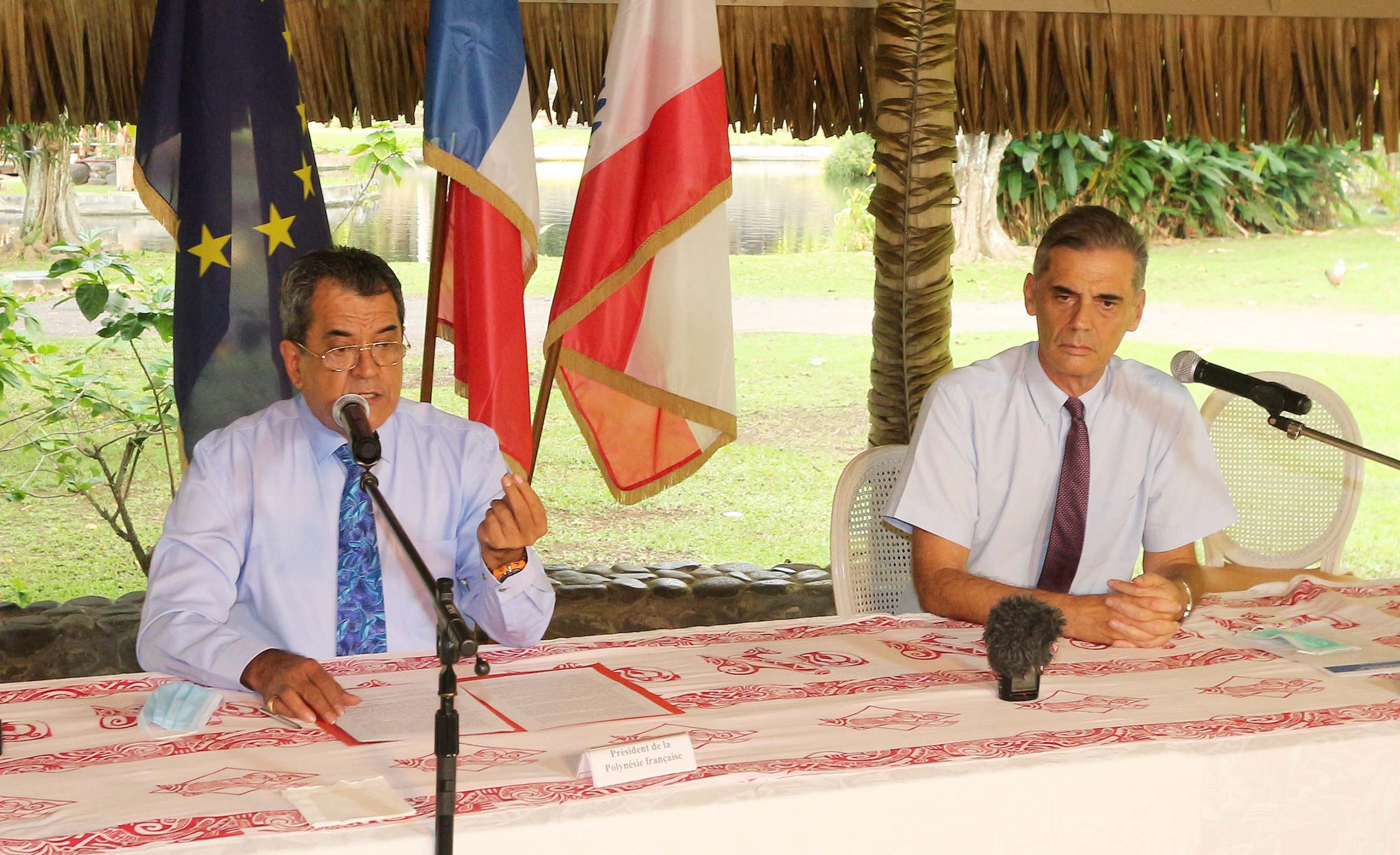 Photo allocution du président sur l'absence de cas COVID sur le Paul Gauguin